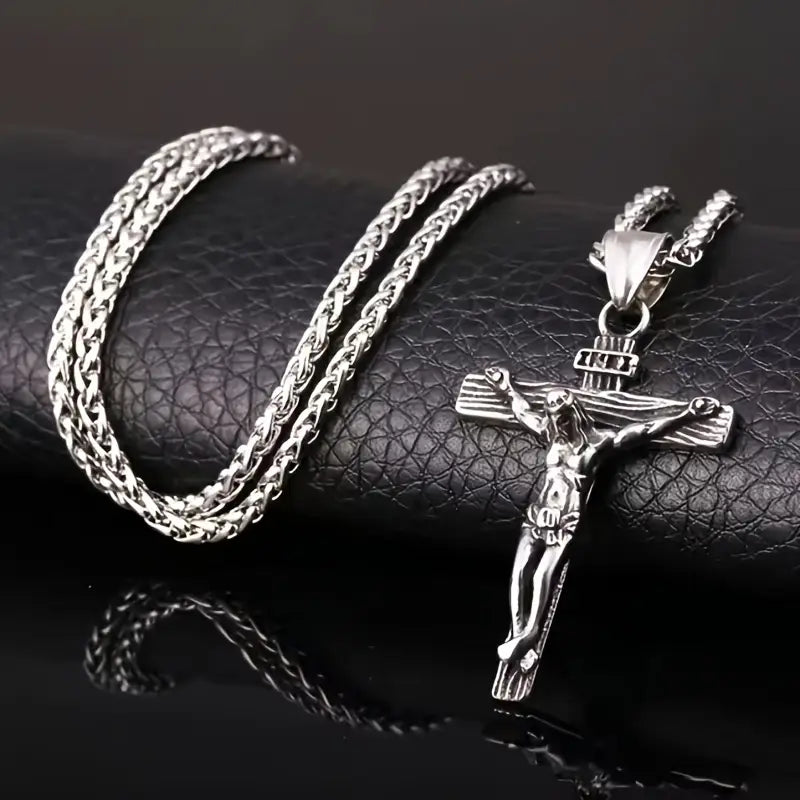 Cross Pendant Necklace